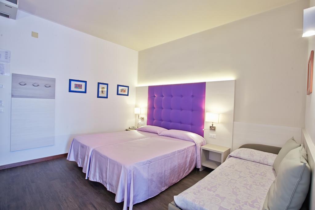 Hotel Sara Caorle Værelse billede